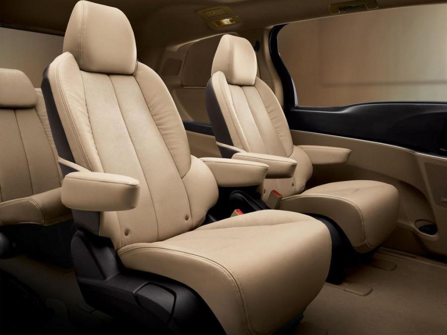  Buick GL8 2010 года  (фото 3 из 16)